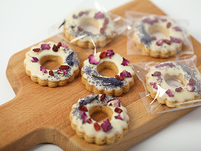 DRY ROSE RING BISCUITS